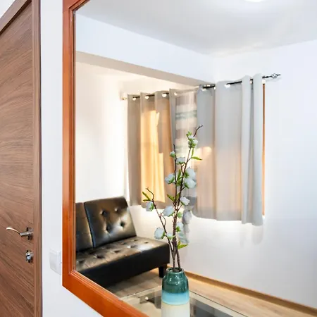 Irb Emona 4 Pensjonat