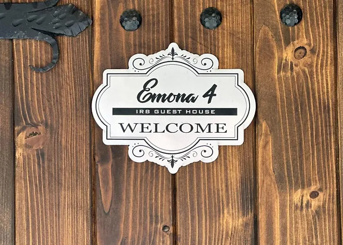 ゲストハウス Irb Emona 4