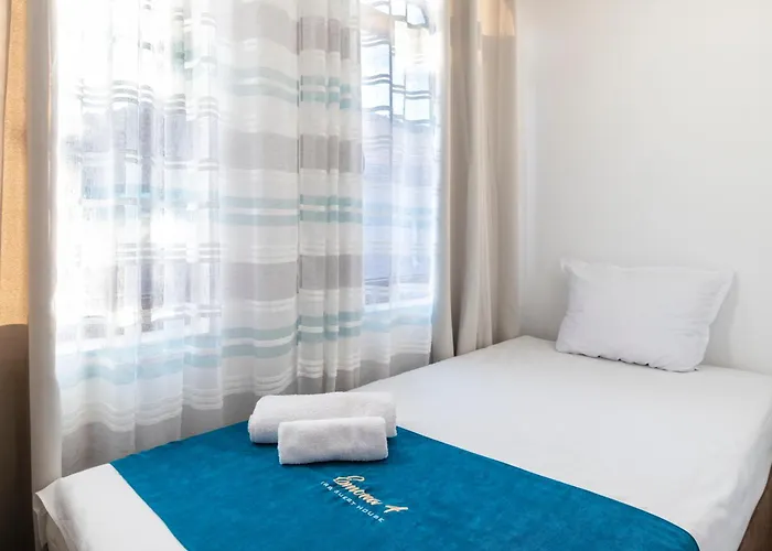 Irb Emona 4 4* ネセバル