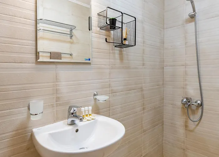 ゲストハウス Irb Emona 4